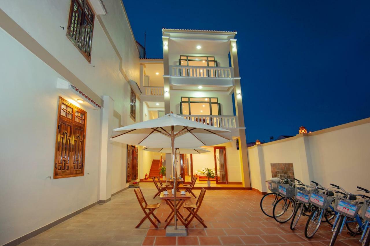 Riverside Sunset Homestay Хойан Экстерьер фото