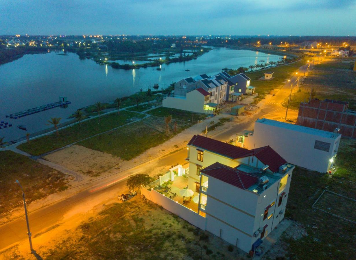 Riverside Sunset Homestay Хойан Экстерьер фото
